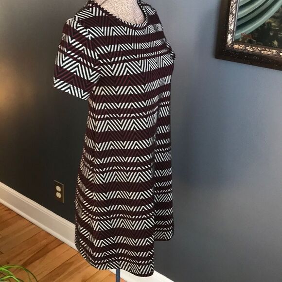 Zara stripe zigzag double knit textured midi, S - Picture 3 of 6